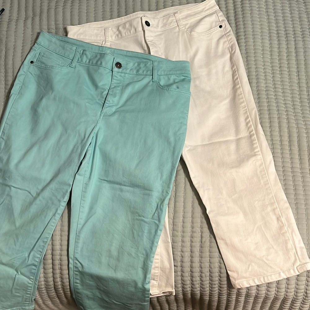 St John’s Bay Capris